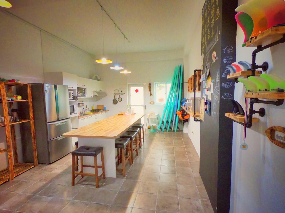 Imanuel Surfing B&B Hengchun Exterior photo