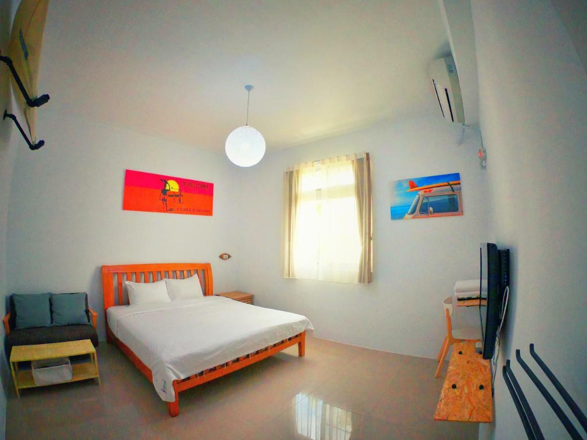 Imanuel Surfing B&B Hengchun Exterior photo